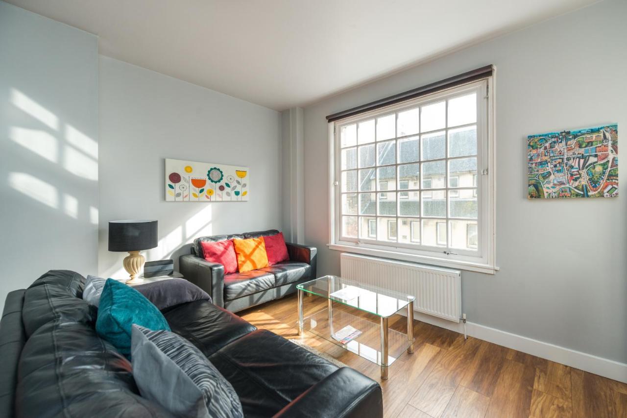 Royal Mile Modern Apartment エディンバラ エクステリア 写真