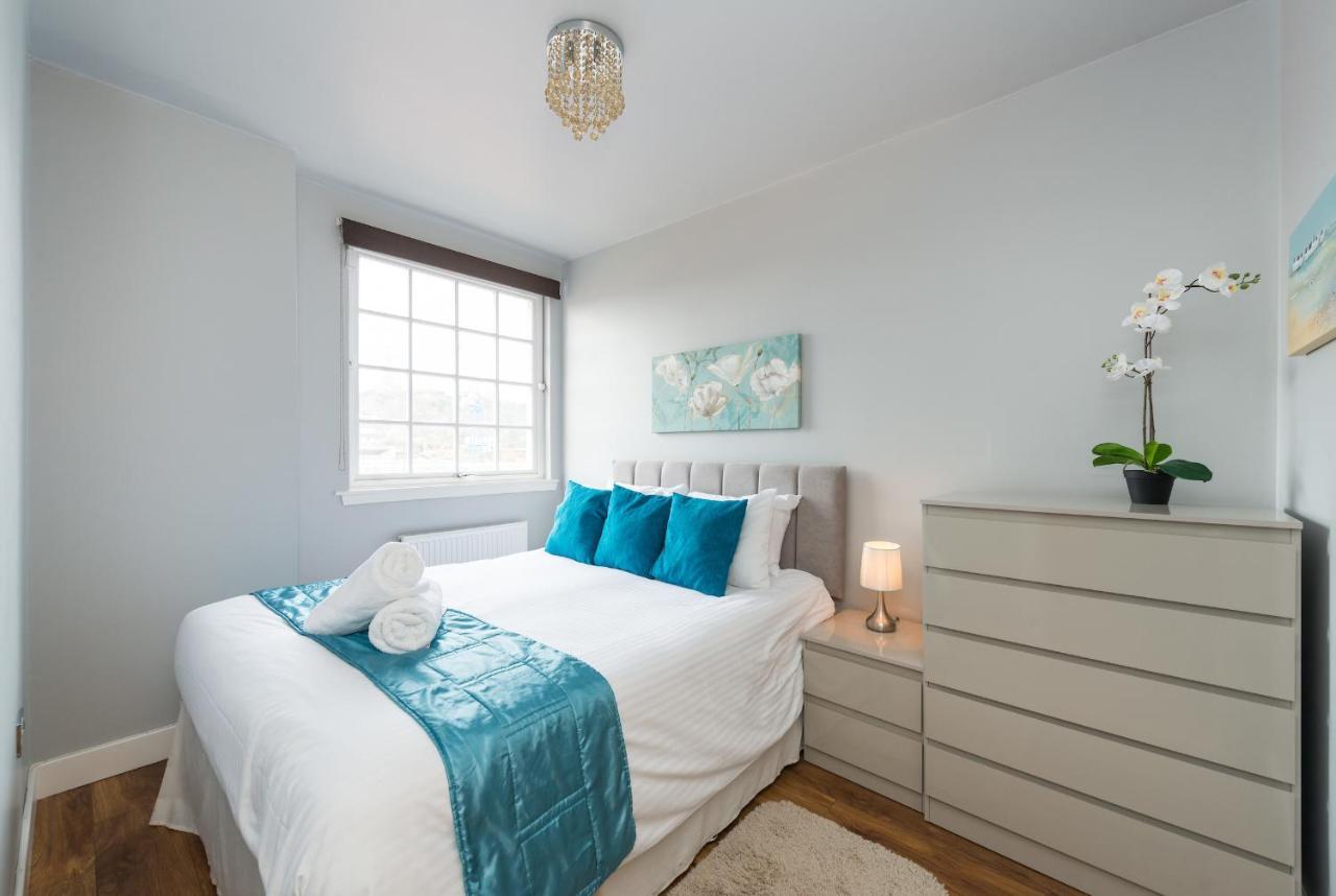 Royal Mile Modern Apartment エディンバラ エクステリア 写真