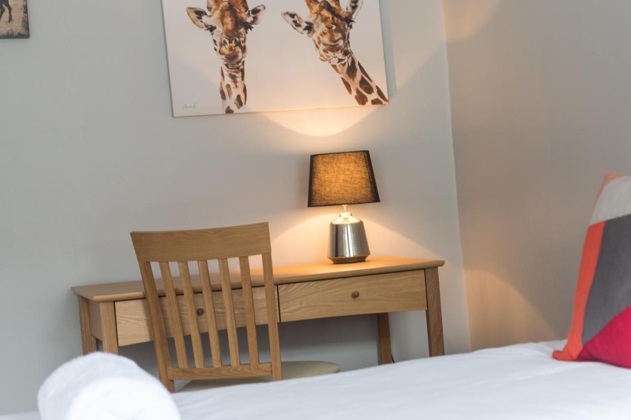 Royal Mile Modern Apartment エディンバラ エクステリア 写真