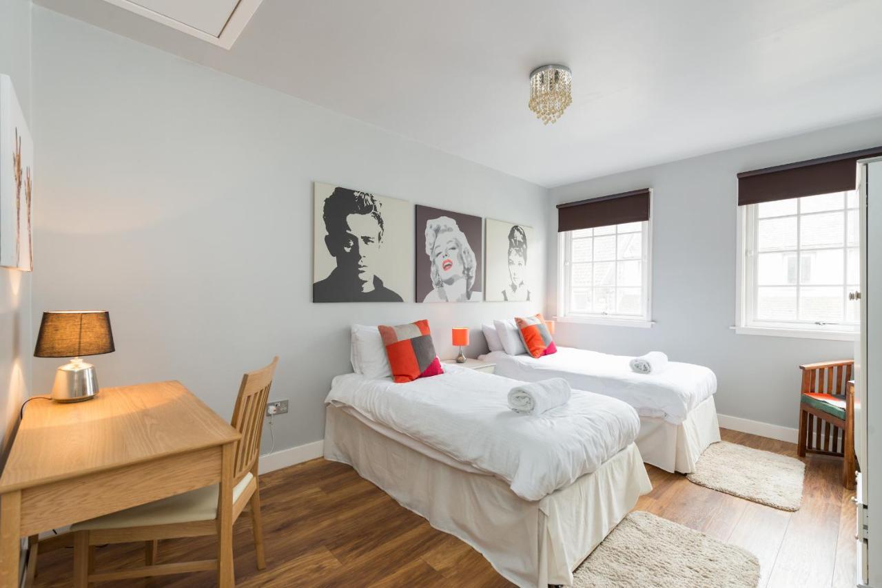 Royal Mile Modern Apartment エディンバラ エクステリア 写真