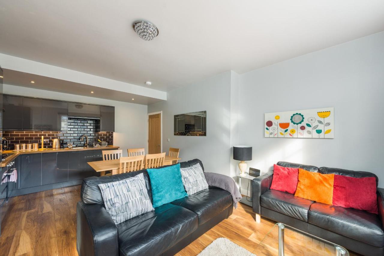 Royal Mile Modern Apartment エディンバラ エクステリア 写真