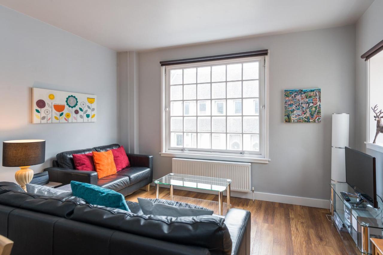 Royal Mile Modern Apartment エディンバラ エクステリア 写真