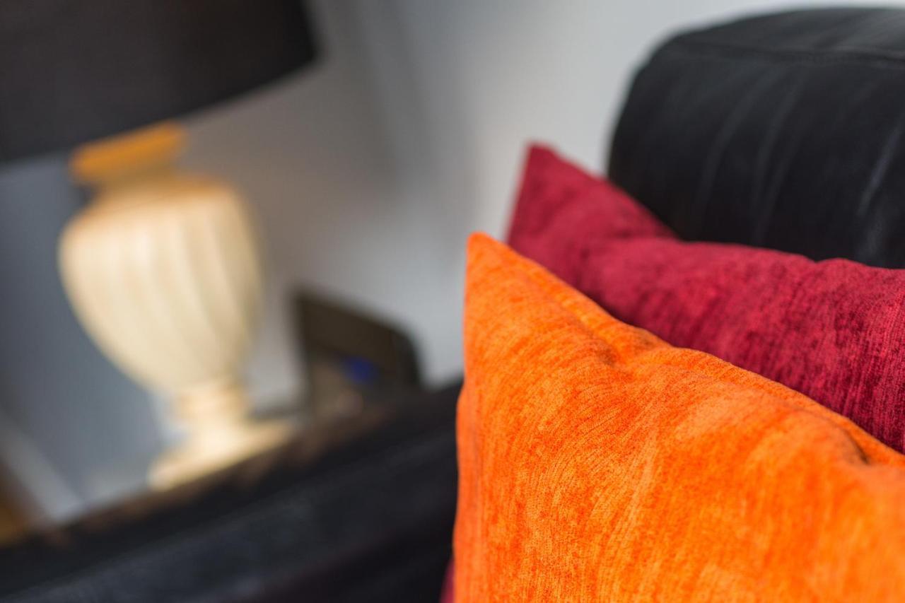 Royal Mile Modern Apartment エディンバラ エクステリア 写真
